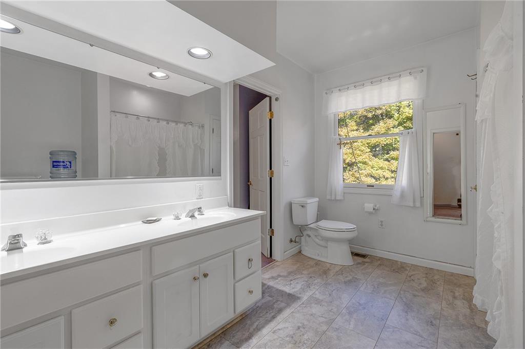 259 Service Church Road Aliquippa, PA 15001 - Photo 24 of 50 Upper Level Full Bathroom