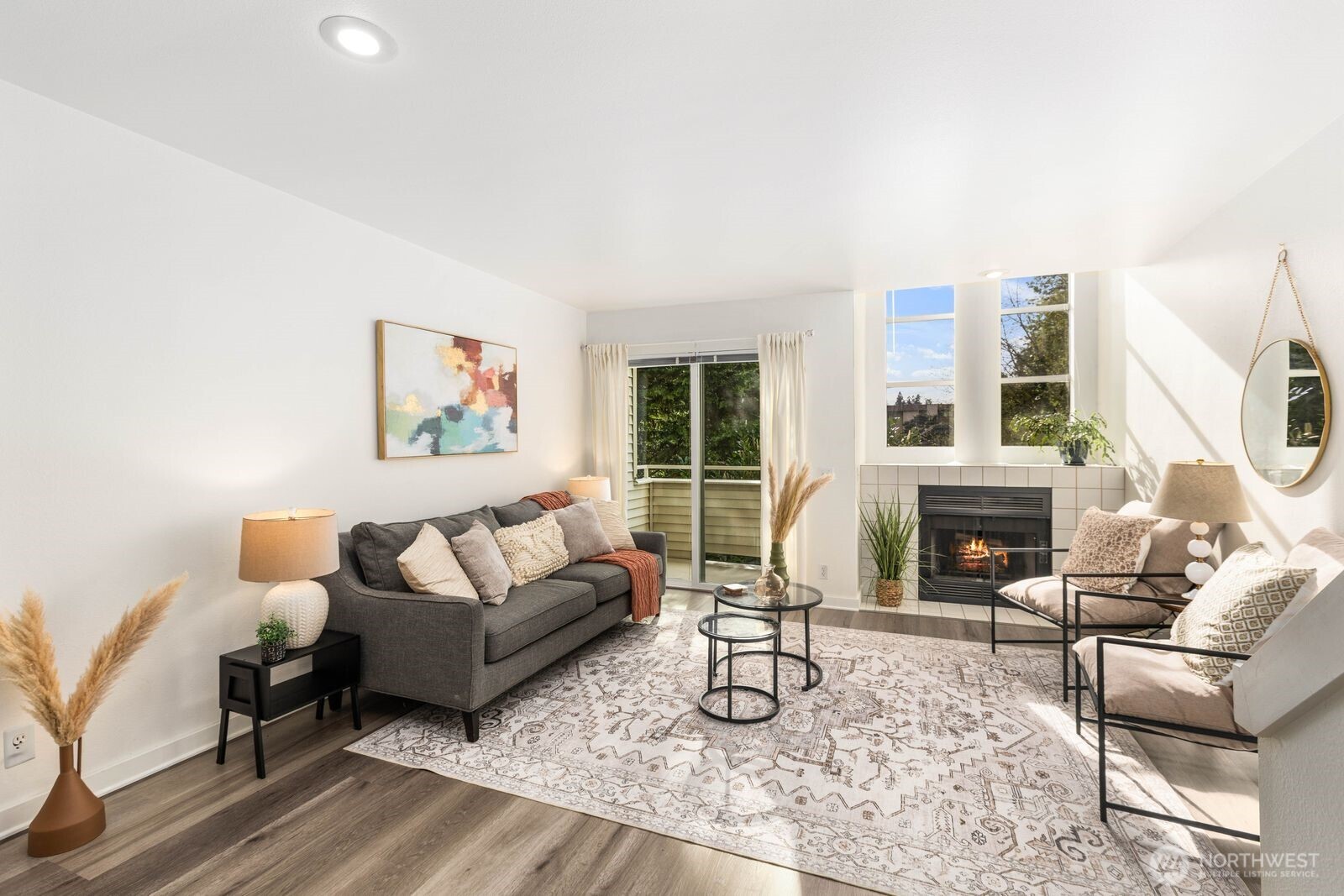 10237 Southeast 3rd Street, Unit 5 Bellevue, WA 98004 - Photo 8 of 35