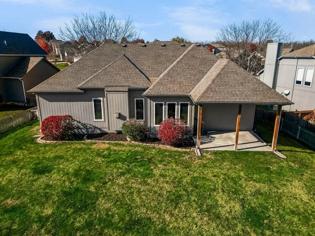 $440,000 | 2224 Northeast Overland Drive, Blue Springs, MO 64029