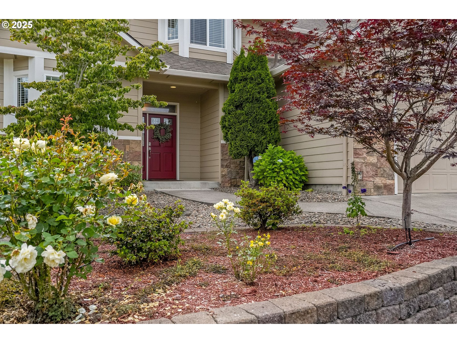 413 Northwest Harold Street Sublimity, OR 97385 - Photo 3 of 48 a front view of a house with garden