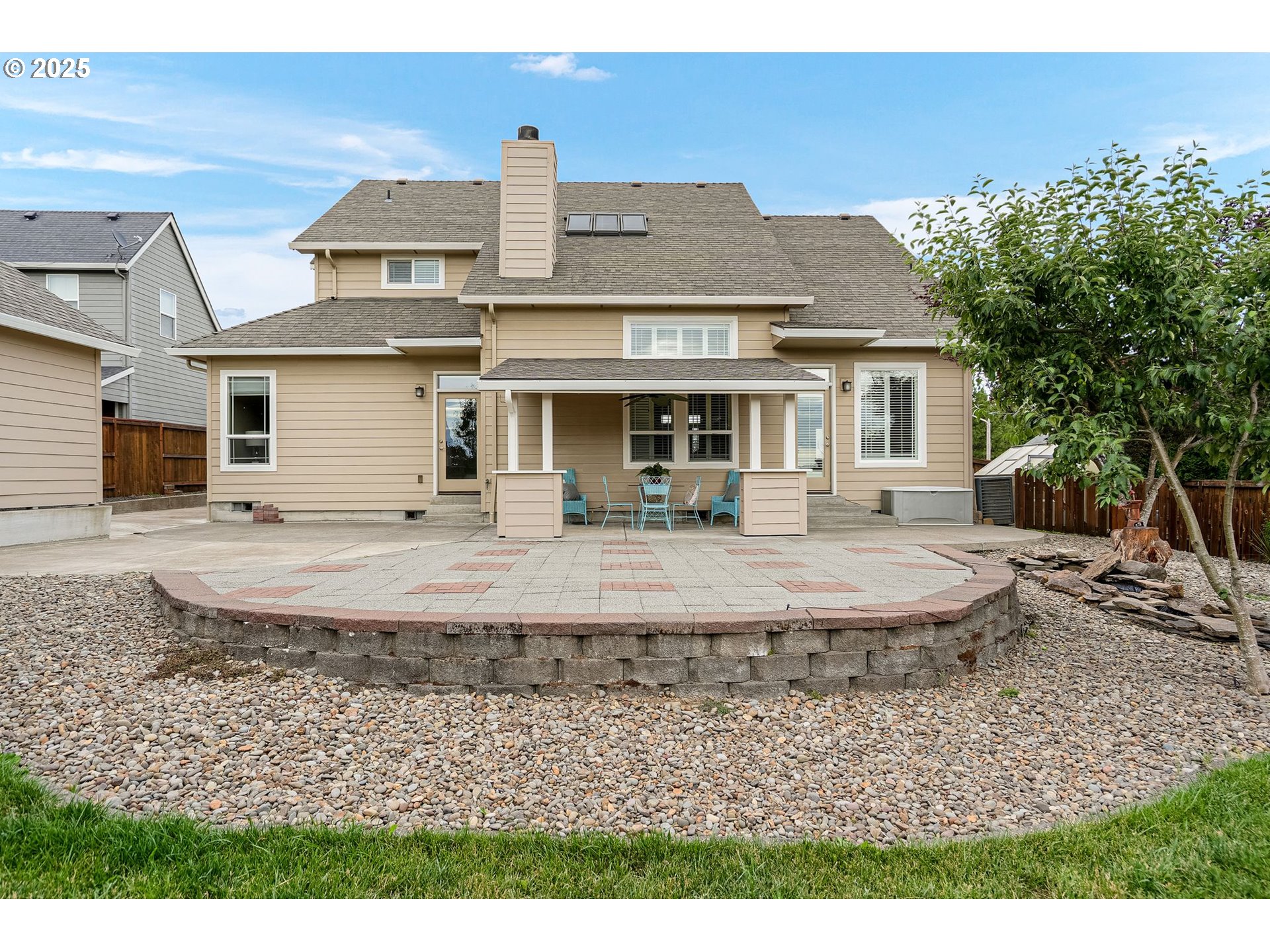 413 Northwest Harold Street Sublimity, OR 97385 - Photo 40 of 48 a view of a white house with a sink and yard