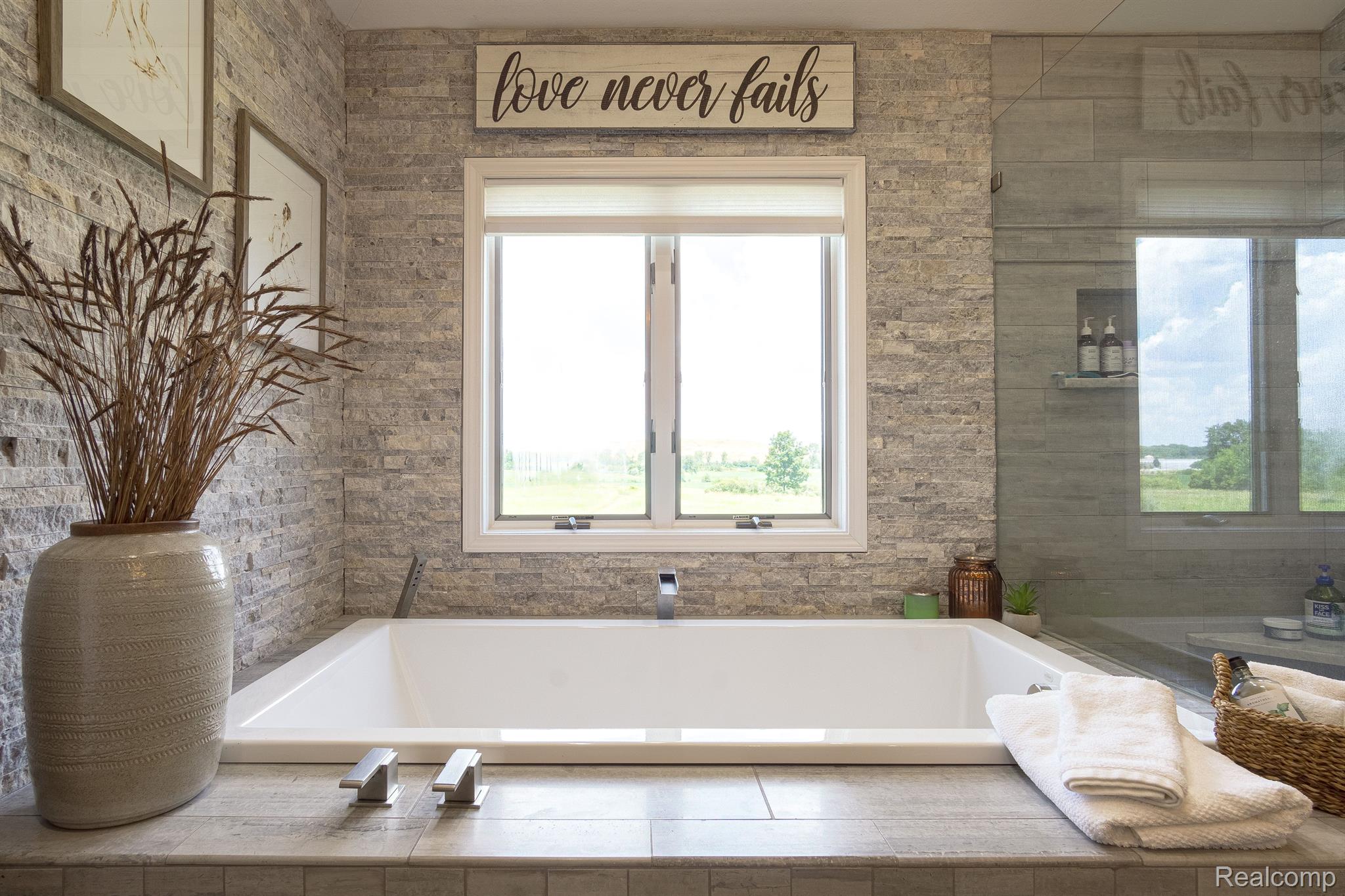 9327 Torrey Road Grand Blanc, MI 48439 - Photo 20 of 33 Gallery Image 20