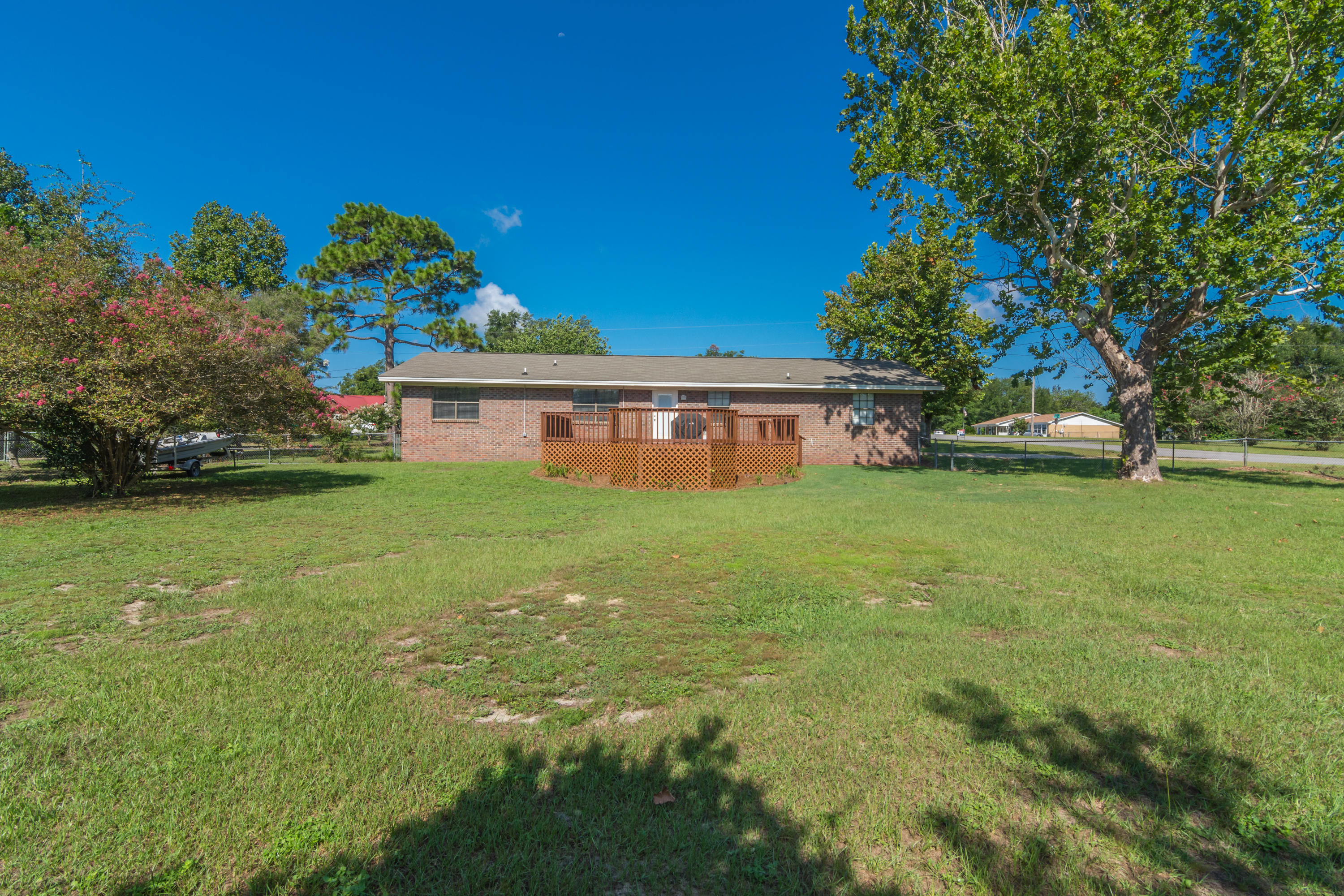 5399 Constitution Road Crestview, FL 32539 - Photo 4 of 23 Gallery Image 4