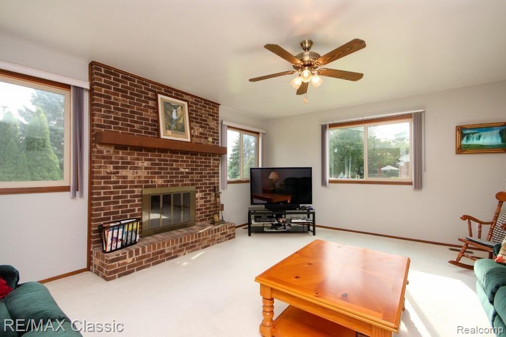 46461 Strathmore Road Plymouth, MI 48170 - Photo 31 of 59 IMG_7103 (Custom).jpg