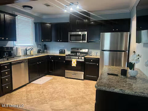 1046 Whitworth Street Jackson, MS 39202 - Photo 3 of 13 03_Kitchen