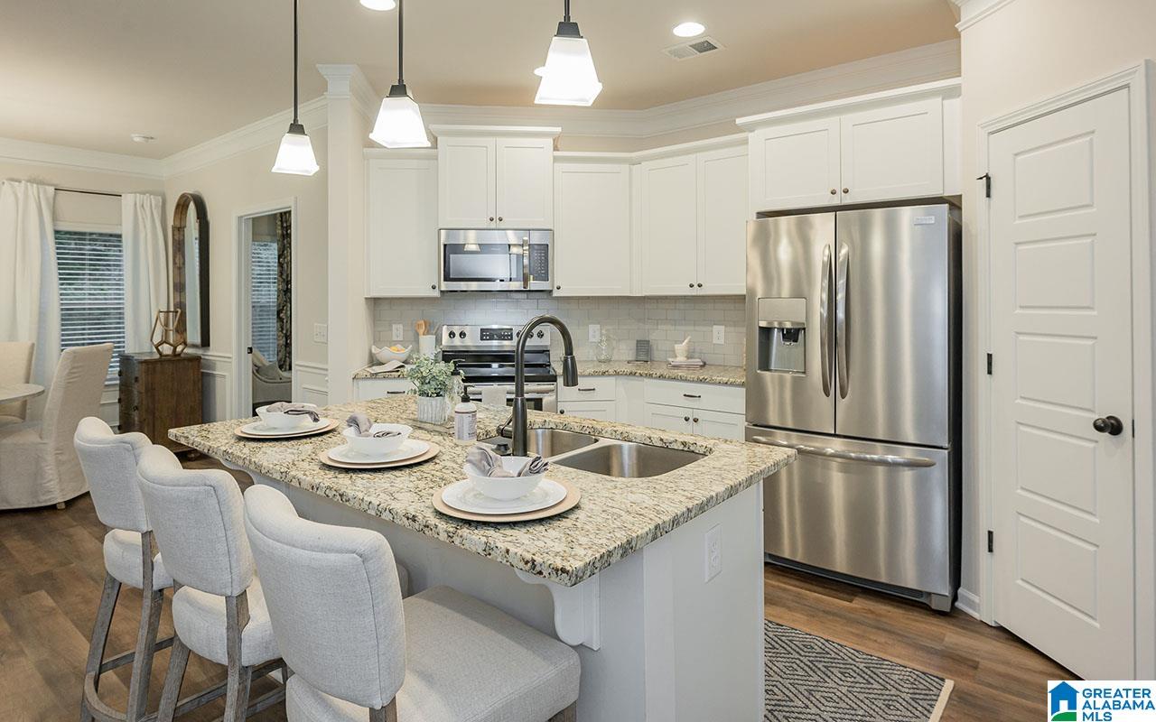 105 Meadow Way Jasper, AL 35504 - Photo 8 of 17