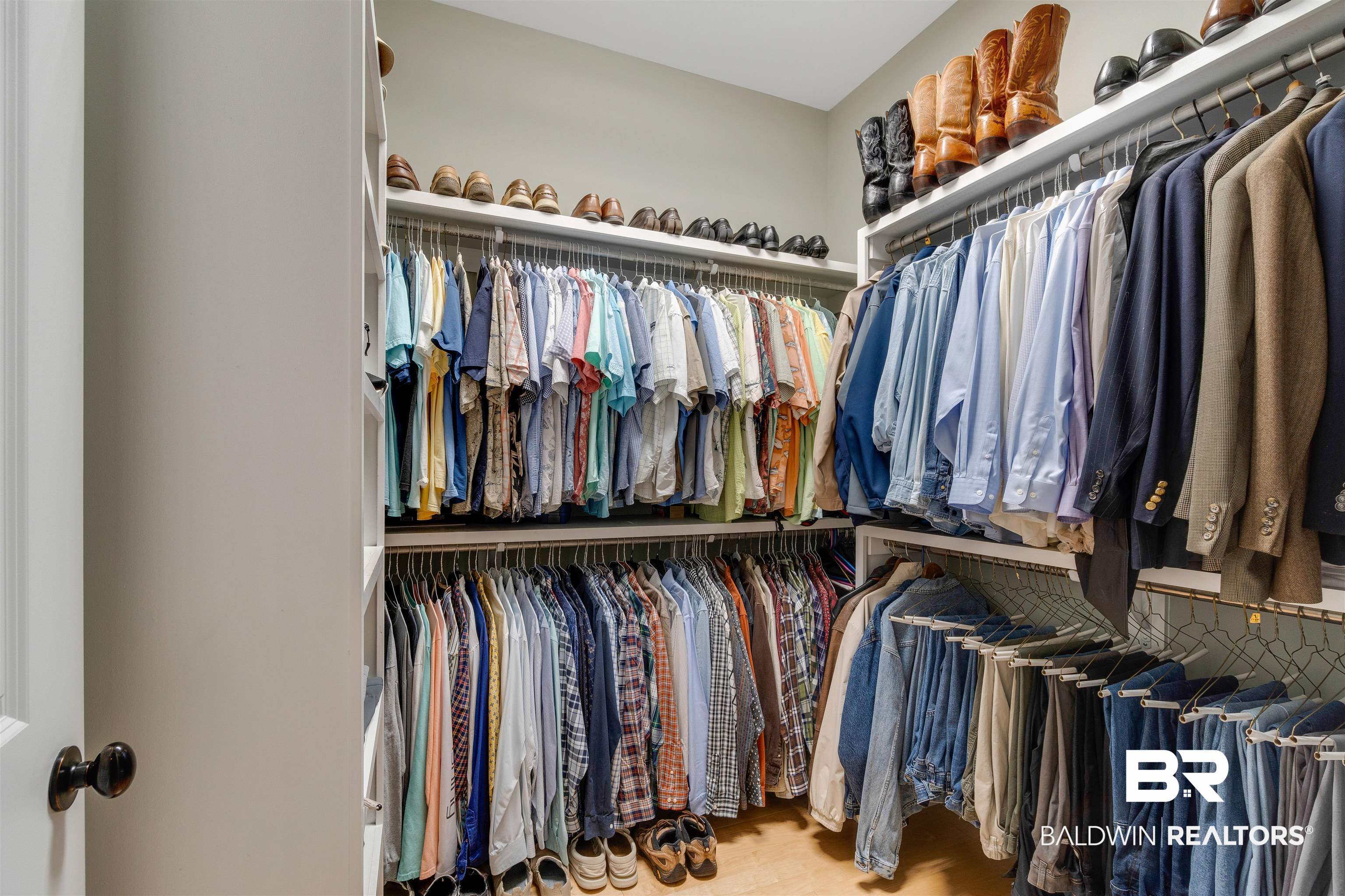 11281 Redfern Road Daphne, AL 36526 - Photo 34 of 80 Walk in closet with light wood-type flooring