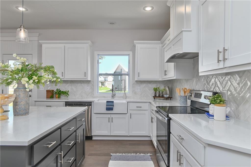 6117 Barth Road Shawnee, KS 66226 - Photo 14 of 37