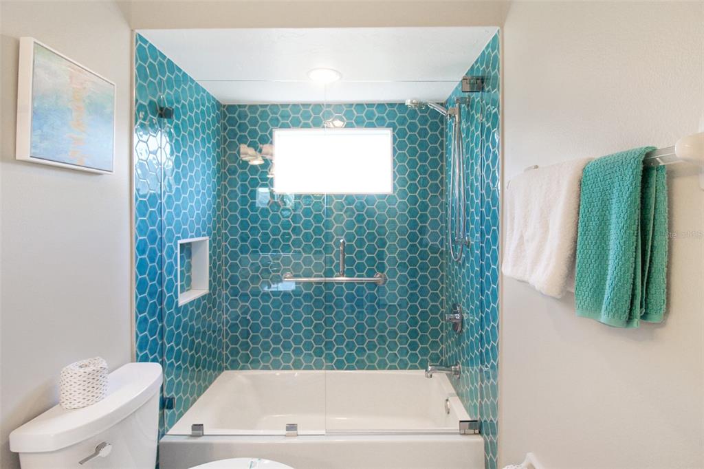 535 Forest Way Longboat Key, FL 34228 - Photo 41 of 60 Gallery Image 41