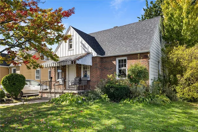$195,000 | 120 Leonard Post Drive, Cheektowaga, NY 14211
