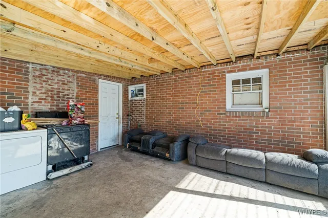 $195,000 | 120 Leonard Post Drive, Cheektowaga, NY 14211