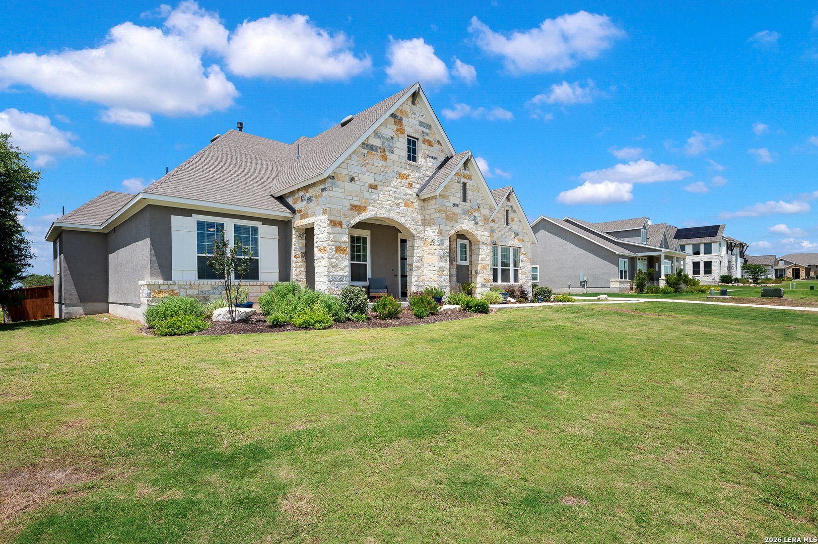 154 Violet Way Castroville, TX 78009 - Photo 2 of 35
