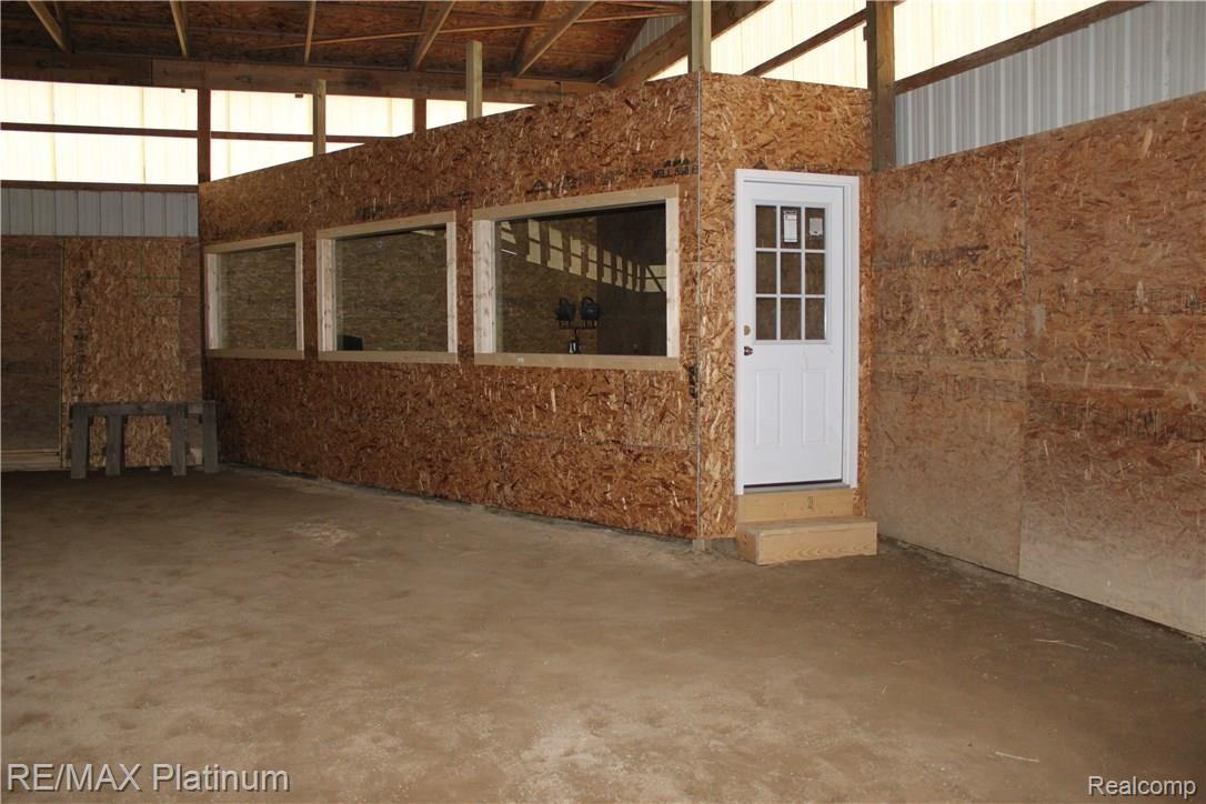 7610 Dixboro Road South Lyon, MI 48178 - Photo 46 of 71 Gen112912 168.JPG