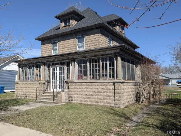 $120,000 | 323 Roosevelt Road, Walkerton, IN 46574