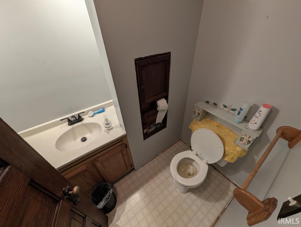 323 Roosevelt Road Walkerton, IN 46574 - Photo 23 of 36