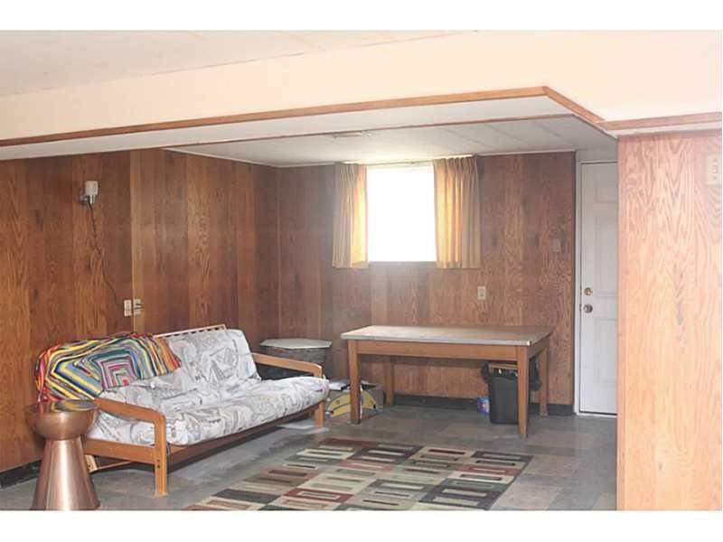 981 Roland Road Pittsburgh, PA 15221 - Photo 7 of 12 Gallery Image 7