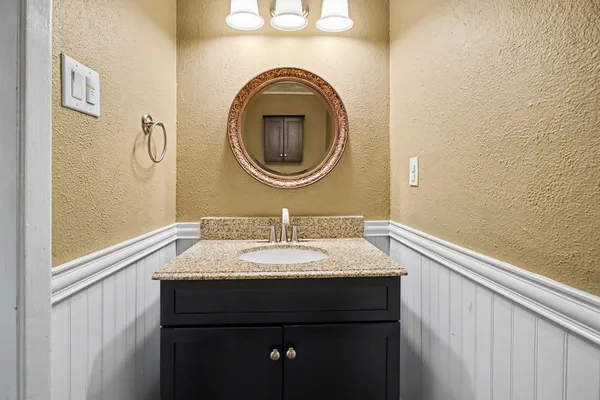 $194,900 | 1318 Ward Road, Baytown, TX 77520