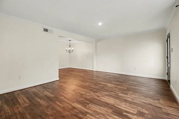 $194,900 | 1318 Ward Road, Baytown, TX 77520