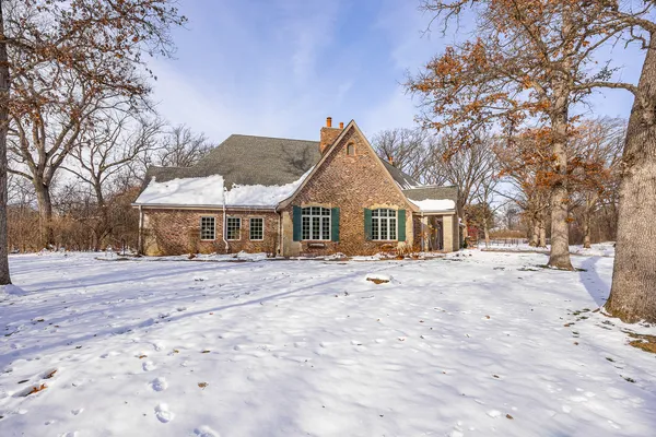 $2,500,000 | 7S460 Donwood Drive West, Naperville, IL 60540