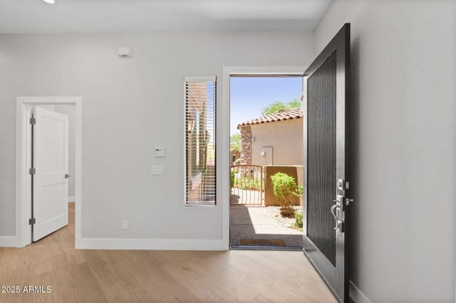 $1,065,000 | 19550 North Grayhawk Drive, Unit 1144, Scottsdale, AZ 85255