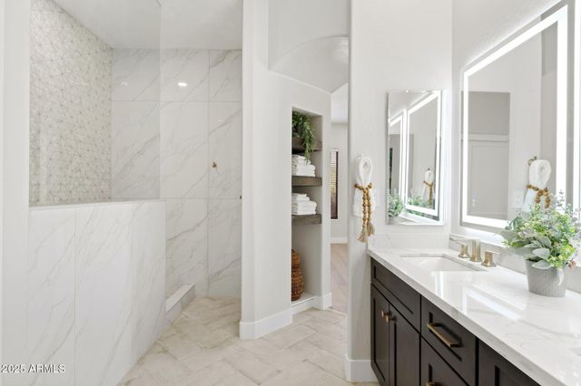 $1,065,000 | 19550 North Grayhawk Drive, Unit 1144, Scottsdale, AZ 85255