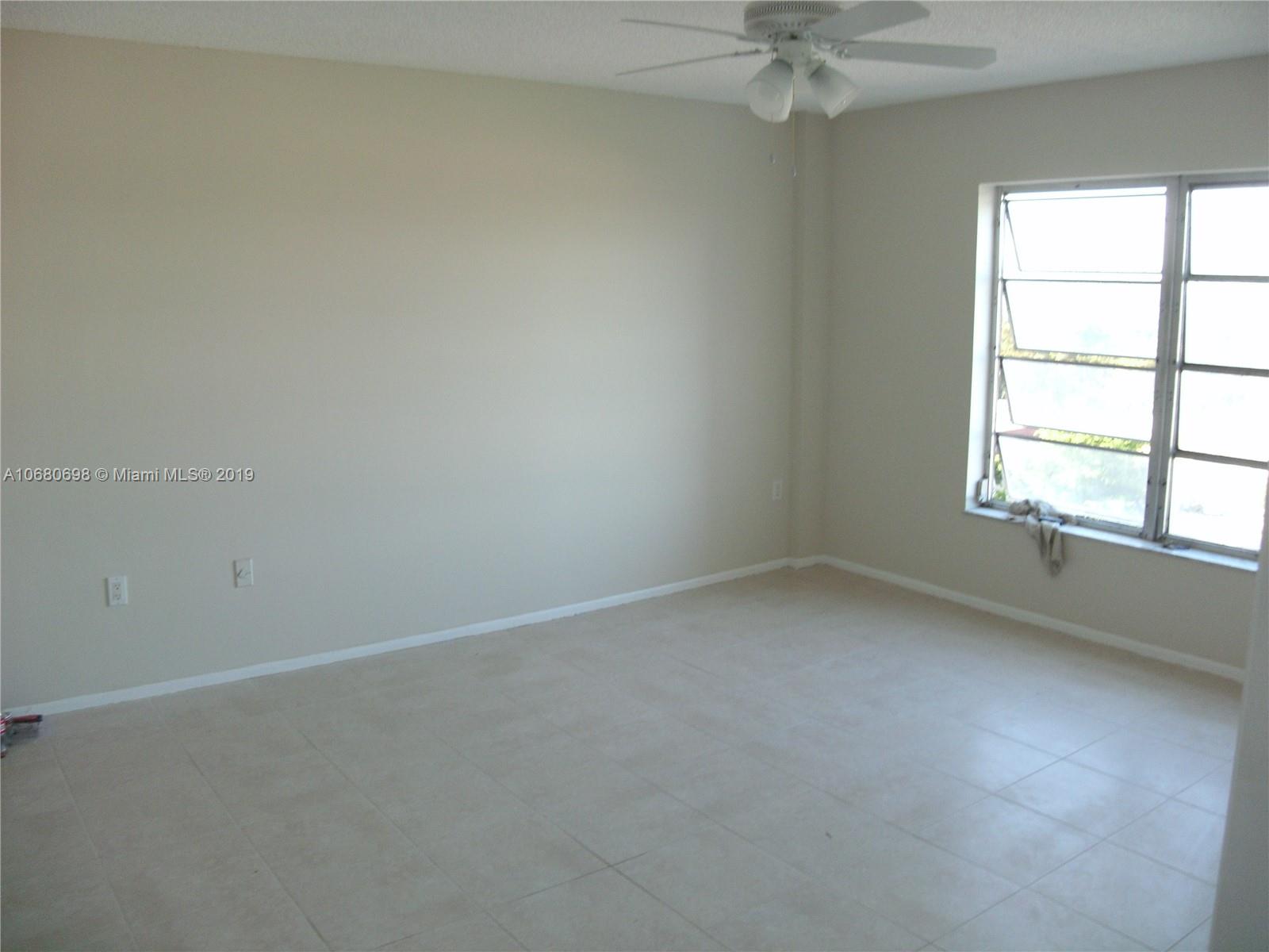 4174 Inverrary Drive, Unit 911 Lauderhill, FL 33319 - Photo 3 of 15