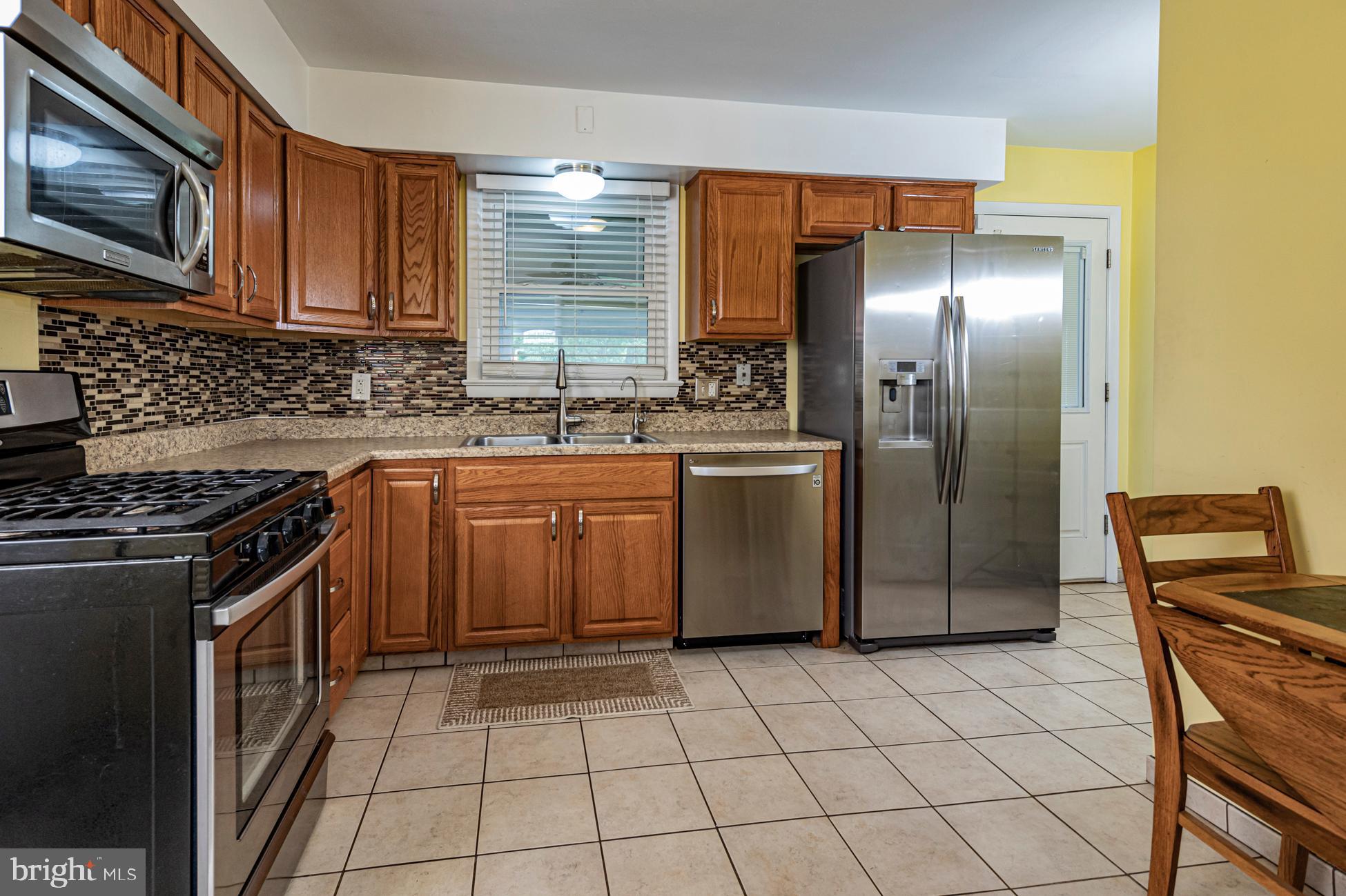 2455 Pennington Road Pennington, NJ 08534 - Photo 12 of 25 Gallery Image 12