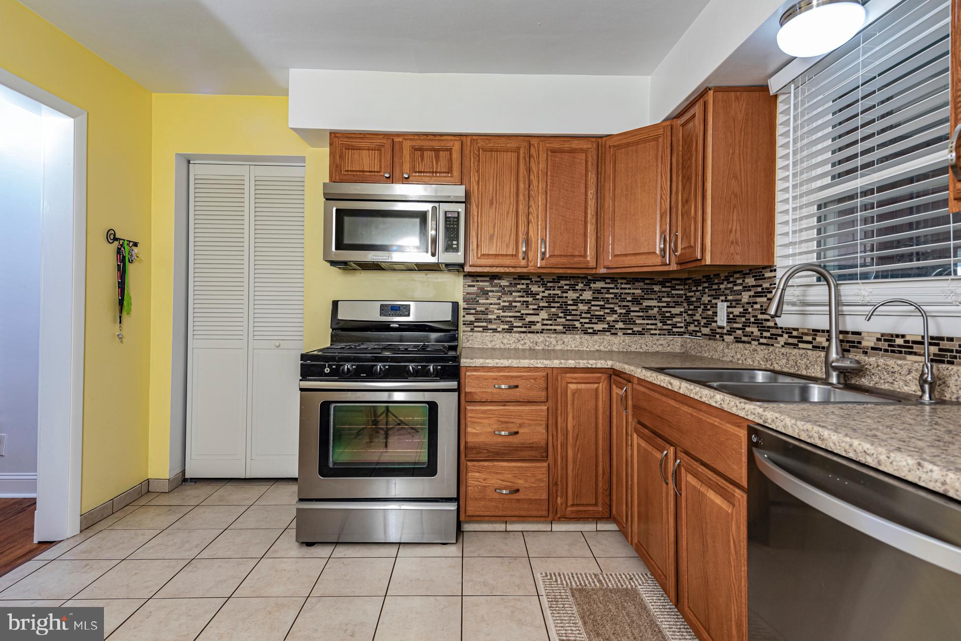 2455 Pennington Road Pennington, NJ 08534 - Photo 14 of 25 Gallery Image 14