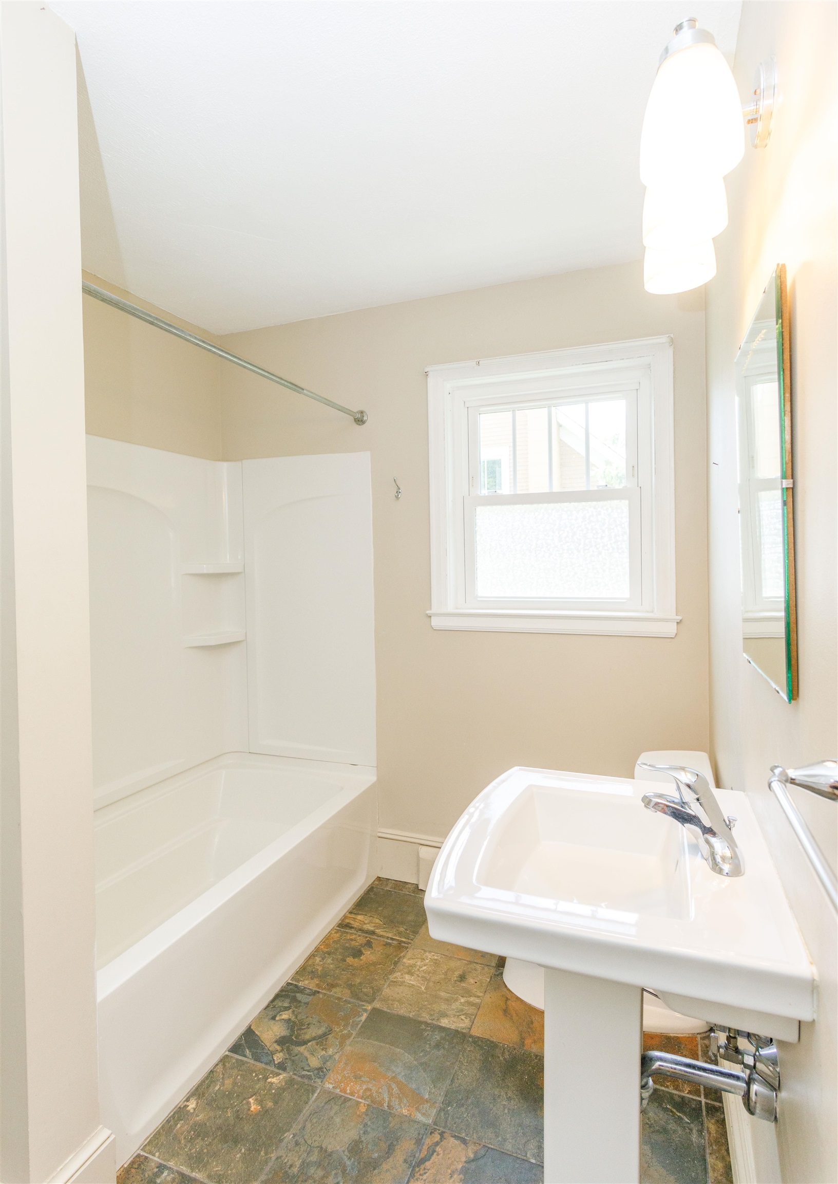 434 North Street Burlington, VT 05401 - Photo 11 of 18