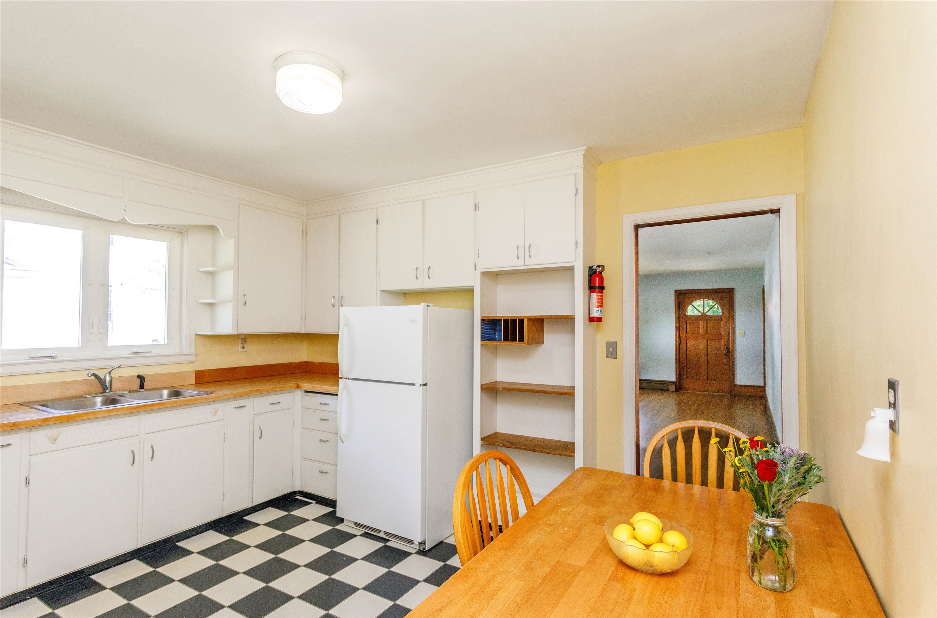 434 North Street Burlington, VT 05401 - Photo 6 of 18