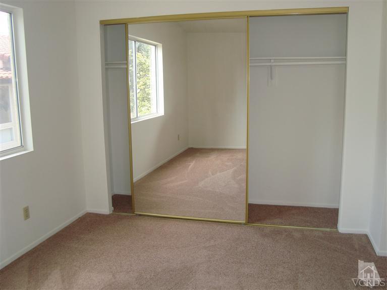 410 Johnson Road Oxnard, CA 93033 - Photo 9 of 10 an empty room with windows