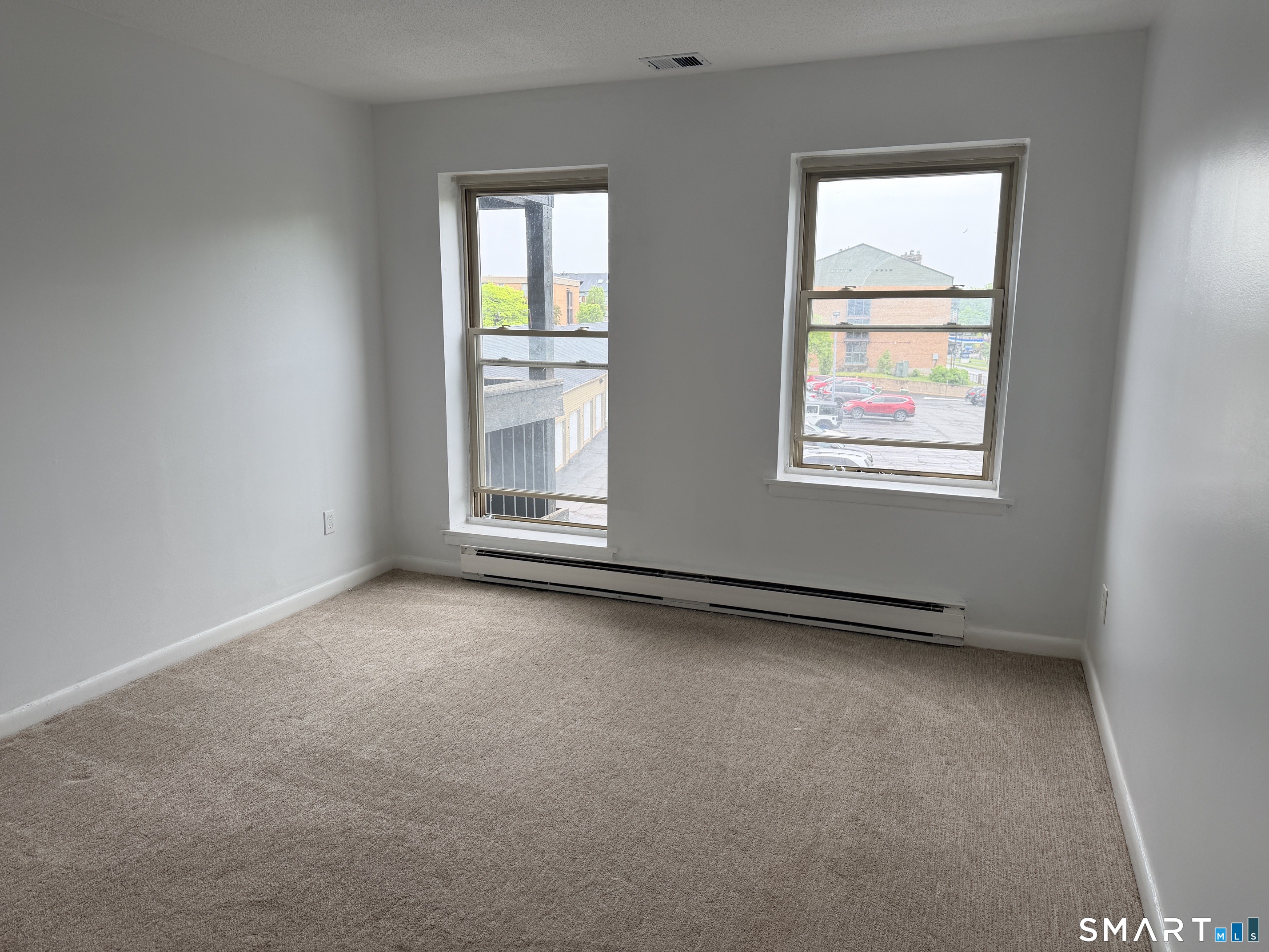 140 Kane Street, Unit C1 West Hartford, CT 06119 - Photo 9 of 11