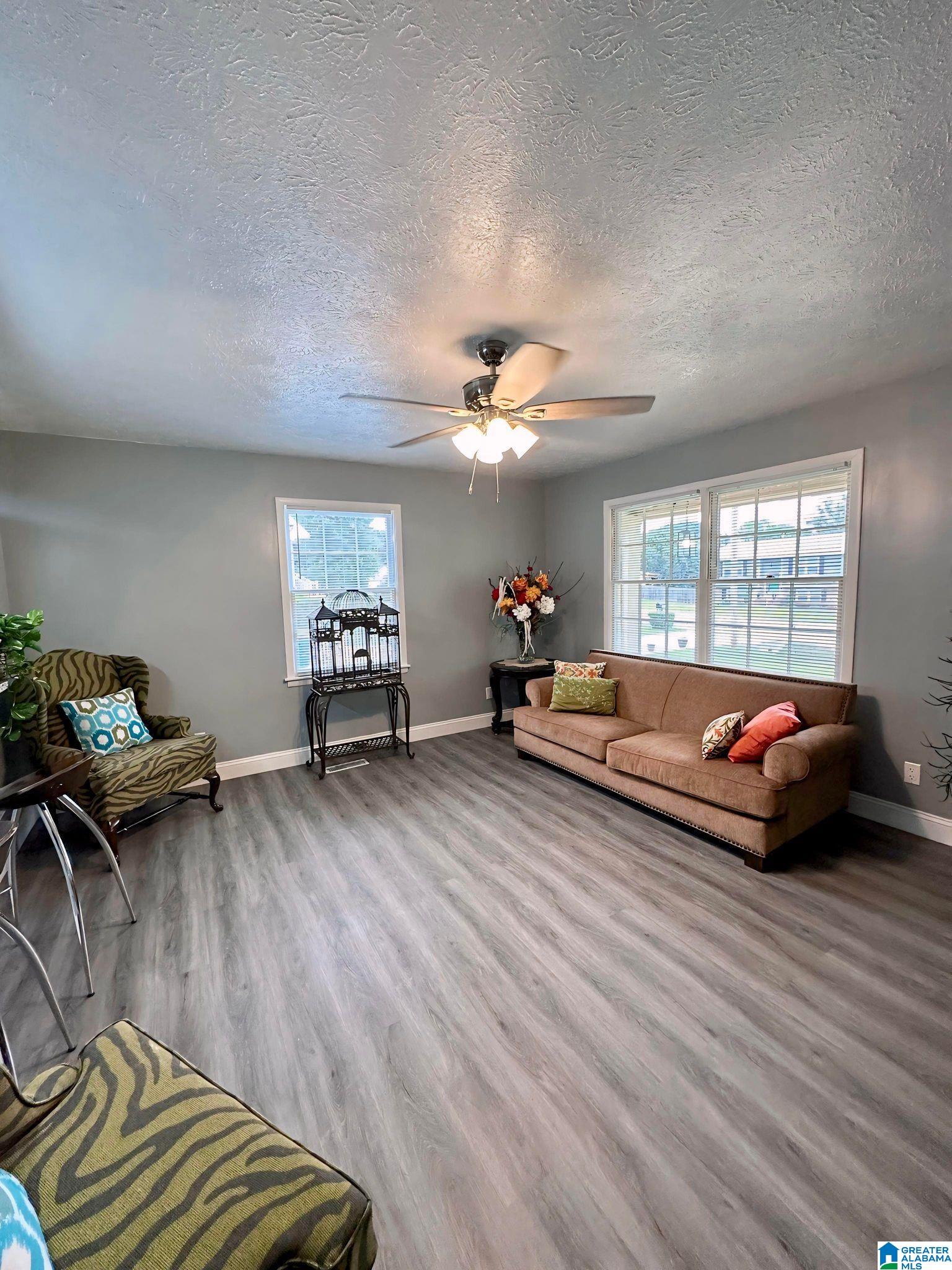 1708 Victoria Lane Anniston, AL 36207 - Photo 4 of 33
