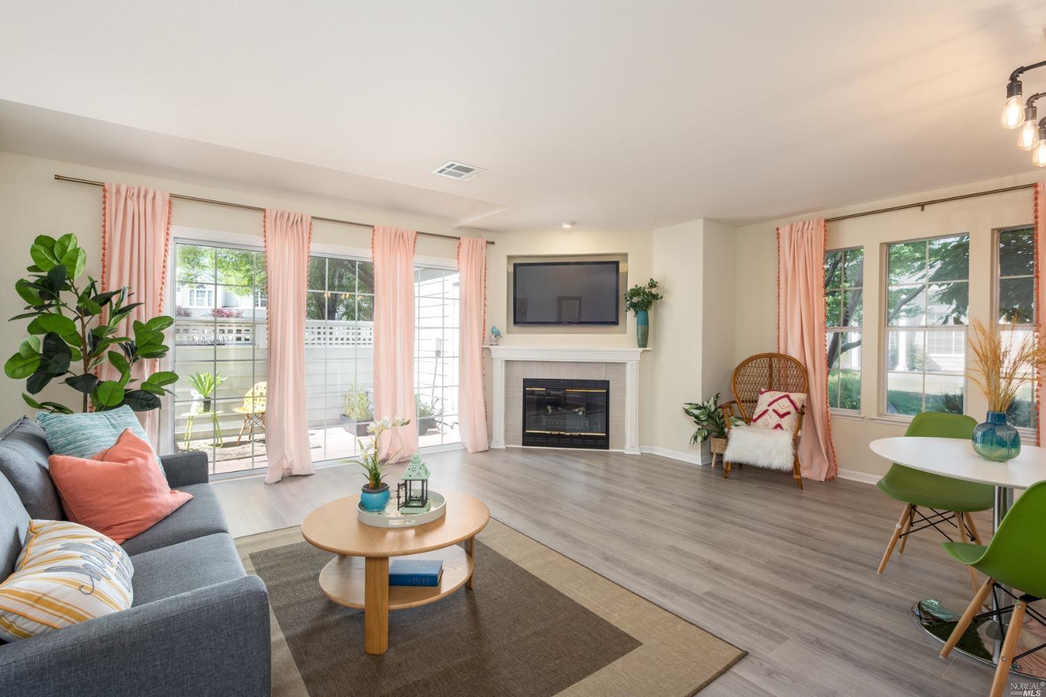 583 Spruce Street Santa Rosa, CA 95407 - Photo 1 of 1 Gallery Image 1