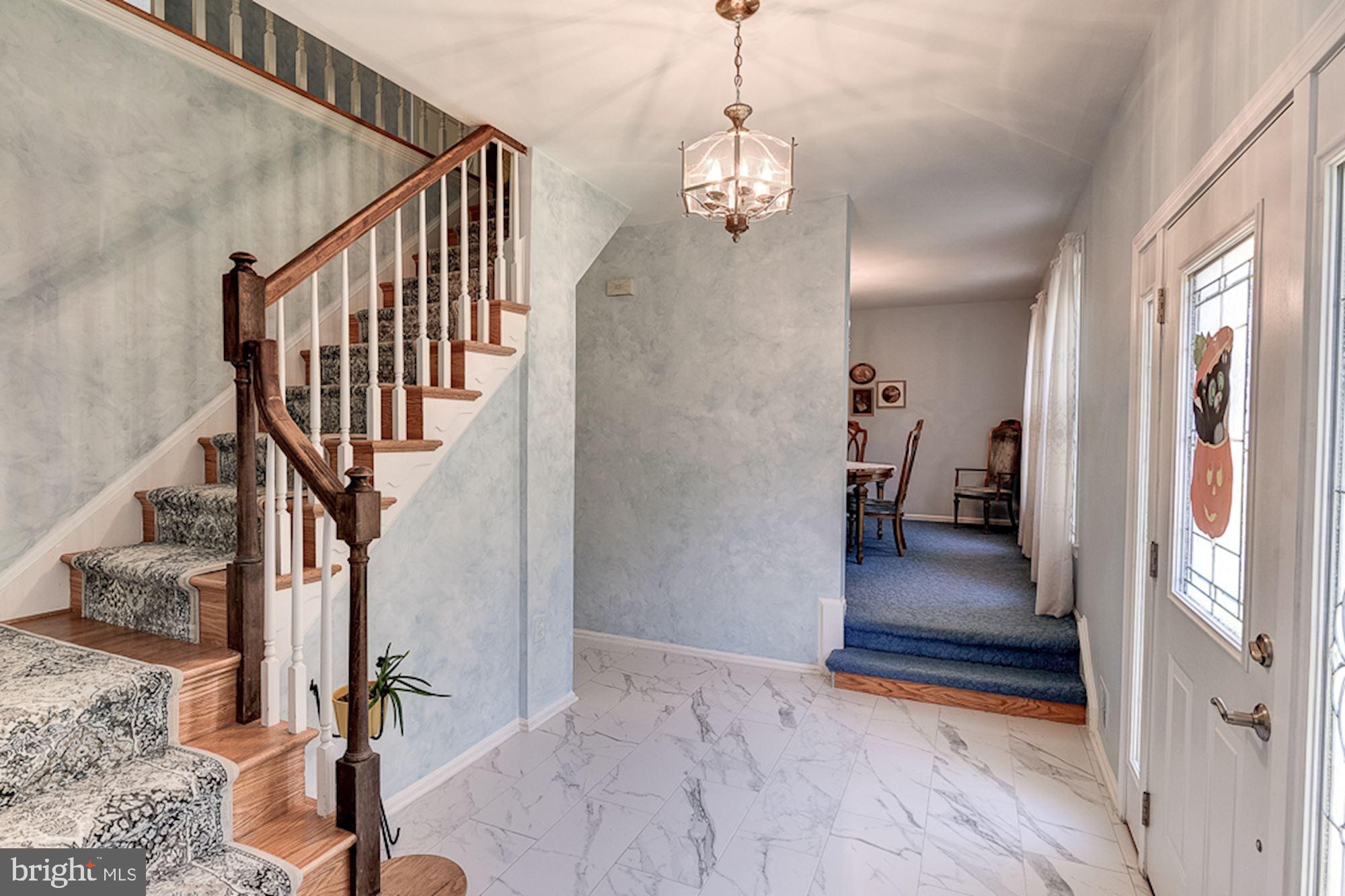 12508 Kuhl Road Silver Spring, MD 20902 - Photo 4 of 44 Foyer