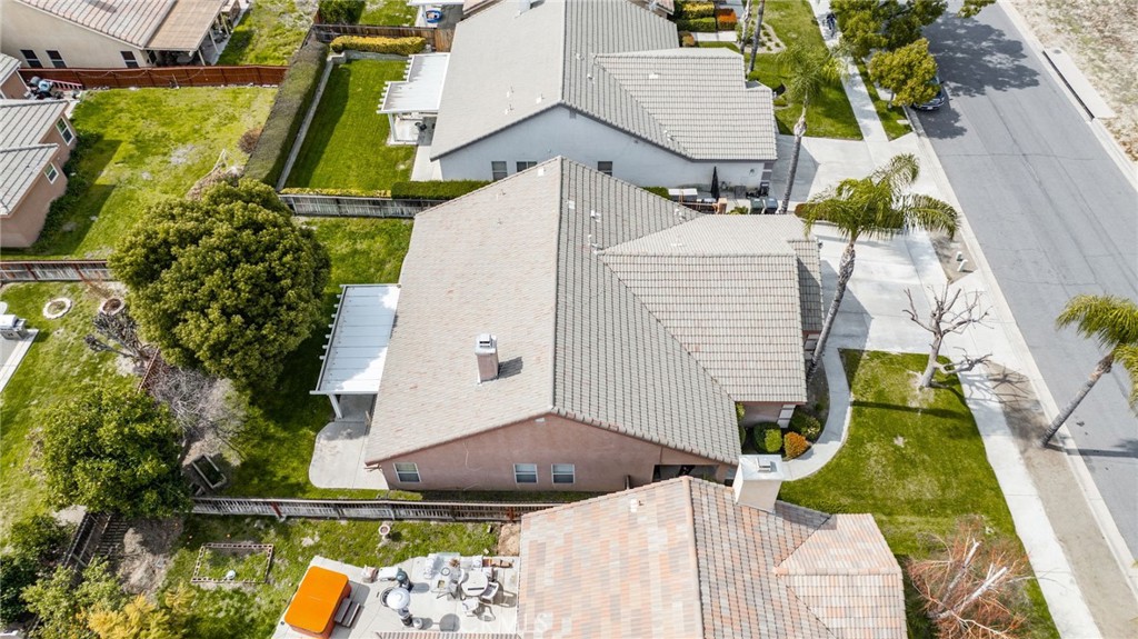 944 Riverview Drive Redlands, CA 92374 - Photo 28 of 32 an aerial view of a house with swimming pool