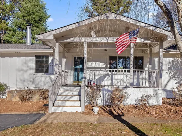 $2,800 | Undisclosed Address, Signal Mountain, TN 37377