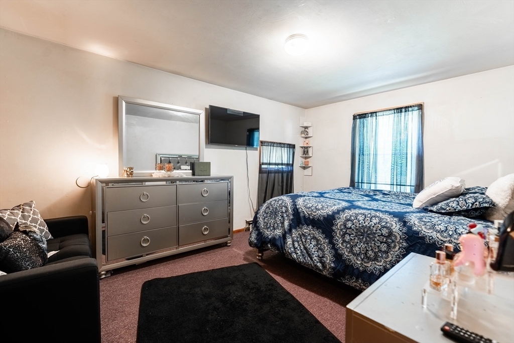 386 Grayson Drive Springfield, MA 01119 - Photo 18 of 23 Gallery Image 18