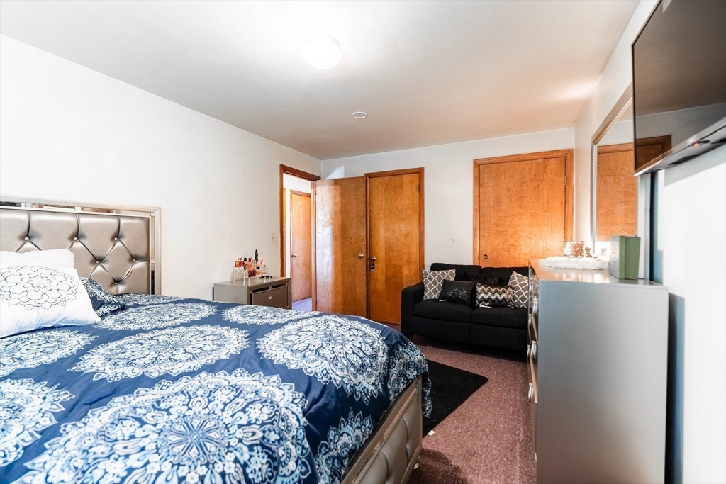 386 Grayson Drive Springfield, MA 01119 - Photo 20 of 23 Gallery Image 20