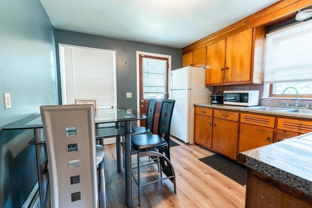 386 Grayson Drive Springfield, MA 01119 - Photo 21 of 23 Gallery Image 21