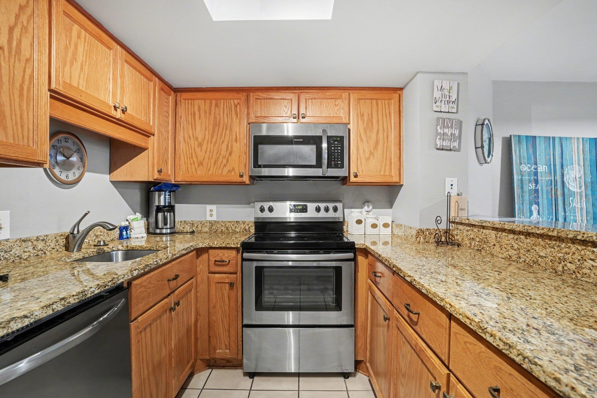 5511 North Ocean Boulevard, Unit 403 Myrtle Beach, SC 29577 - Photo 10 of 27