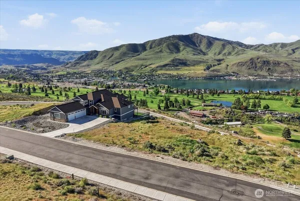 $345,000 | 857 Long Drive, Chelan, WA 98816
