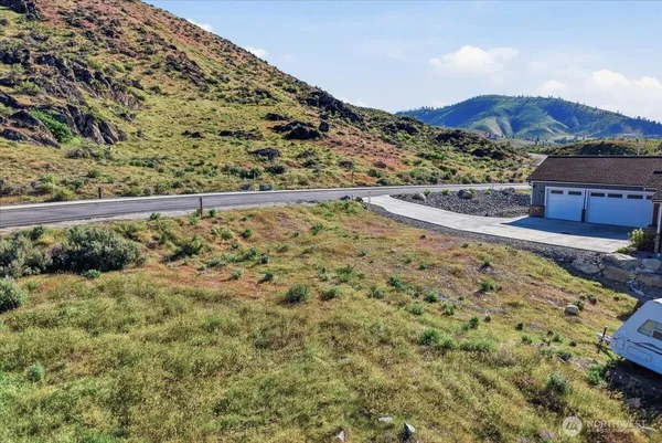$345,000 | 857 Long Drive, Chelan, WA 98816