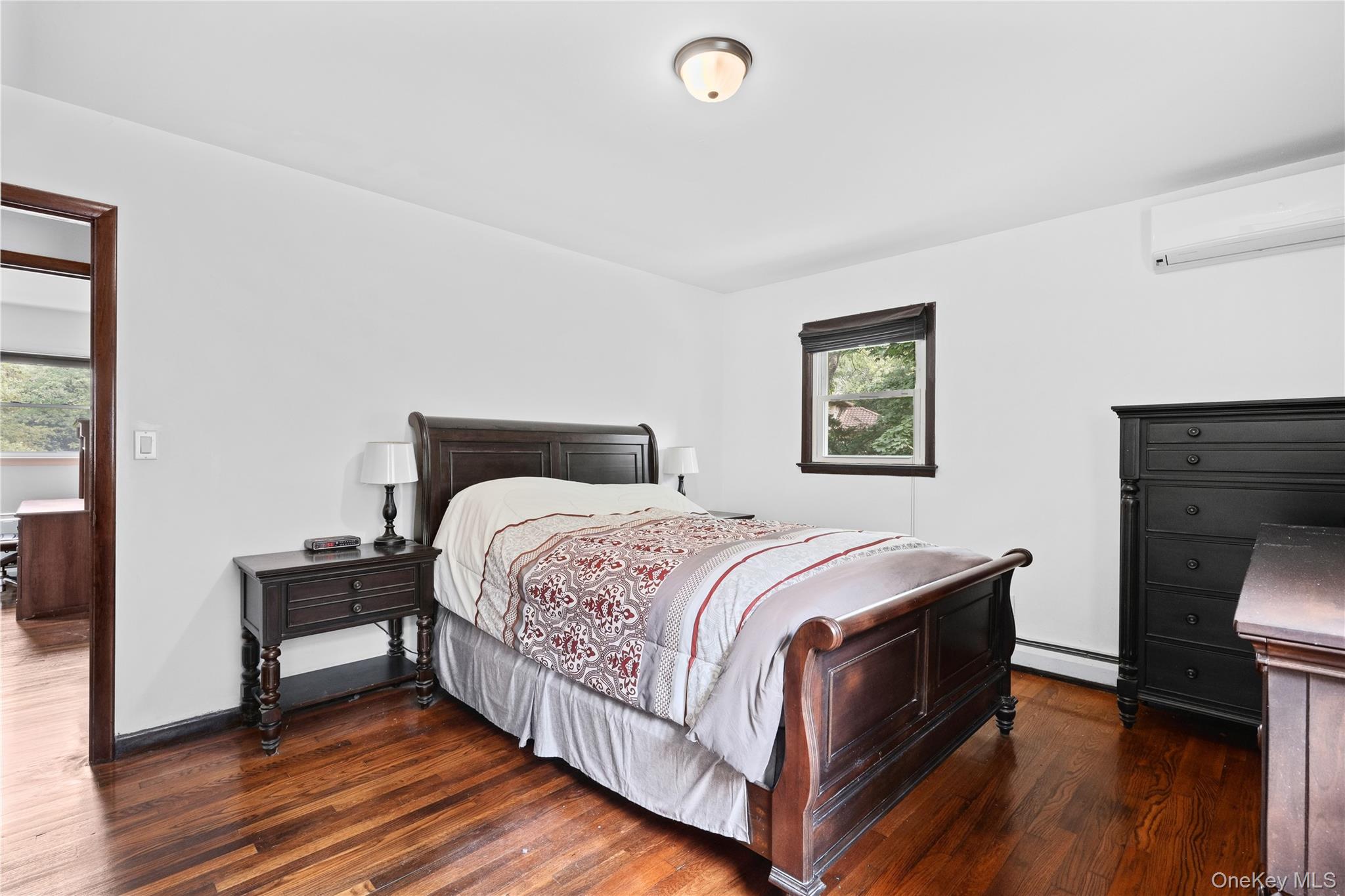 11 Creemer Road Armonk, NY 10504 - Photo 15 of 29 Primary Bedroom