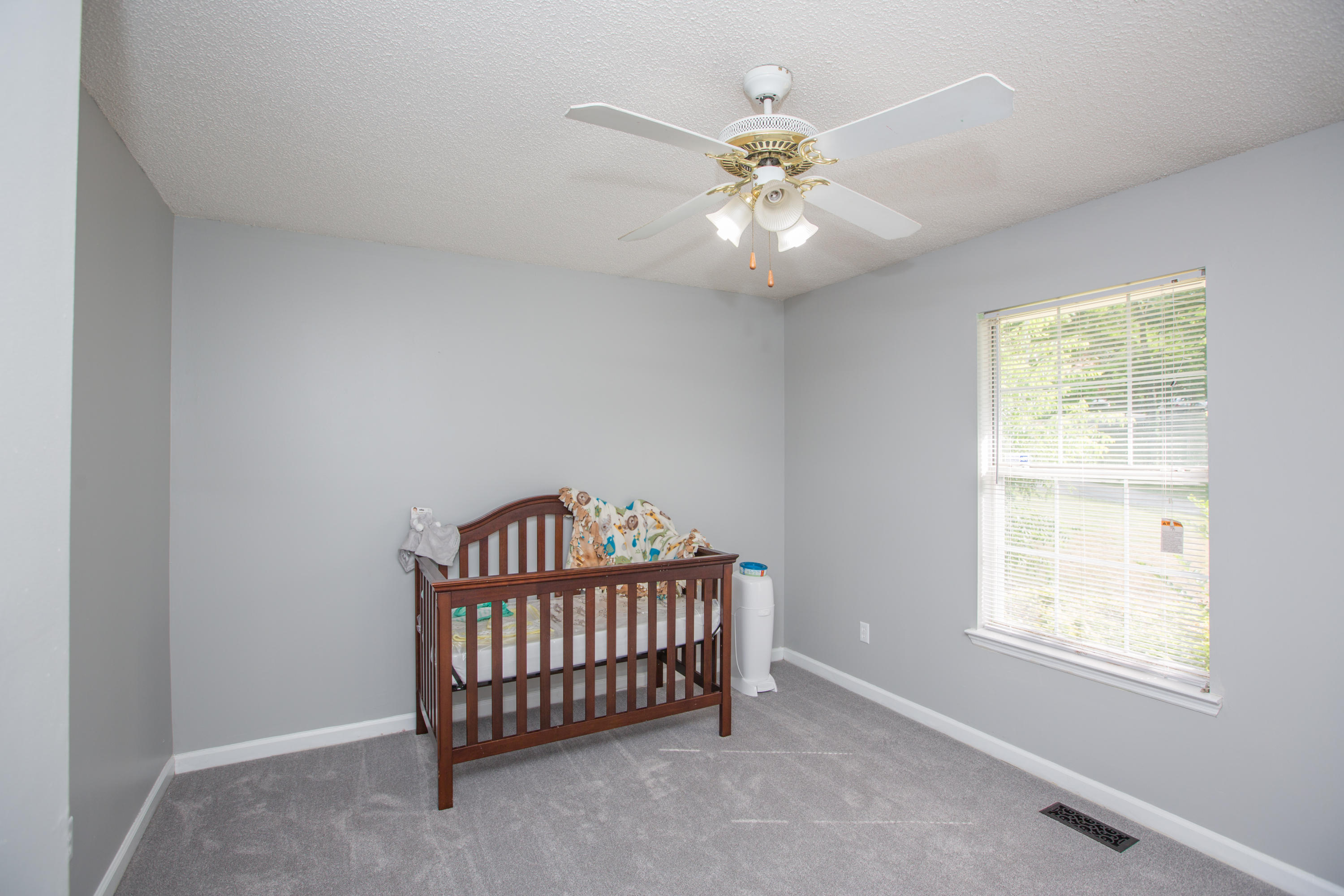 6205 Pythian Road Harrison, TN 37341 - Photo 15 of 26 Guest Room1