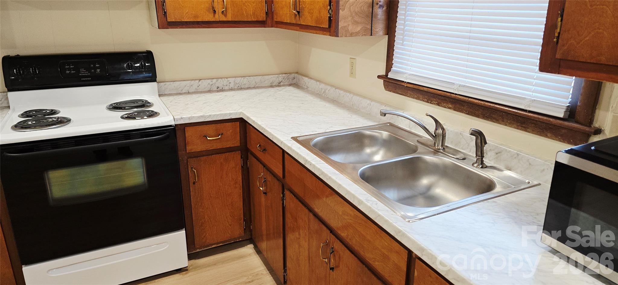 319 Connelly Springs Road Lenoir, NC 28645 - Photo 25 of 41 Gallery Image 25