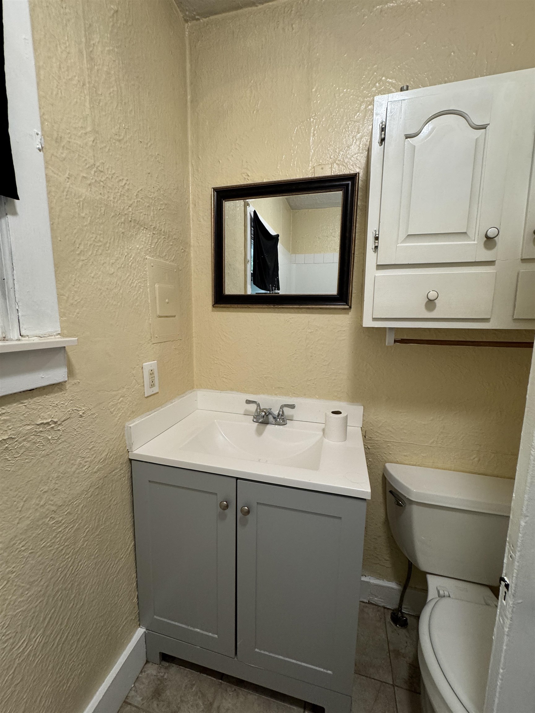 2957 Mackin Road Flint, MI 48504 - Photo 12 of 19