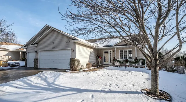 $375,000 | 1285 Cuylle Bay, Faribault, MN 55021