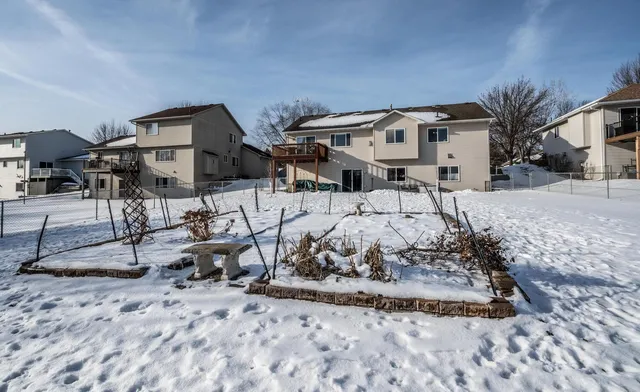 $375,000 | 1285 Cuylle Bay, Faribault, MN 55021