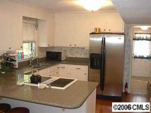 11813 Painted Tree Road Charlotte, NC 28226 - Photo 3 of 8 Gallery Image 3